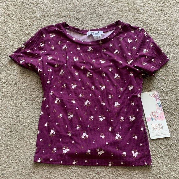 NWT cute summer top - Picture 1 of 2